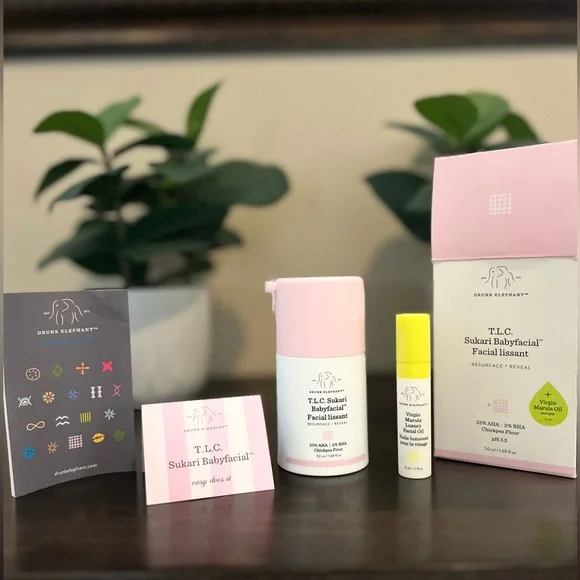 Drunk Elephant T.L.C. Sukari Babyfacial - White and Pink Packaging